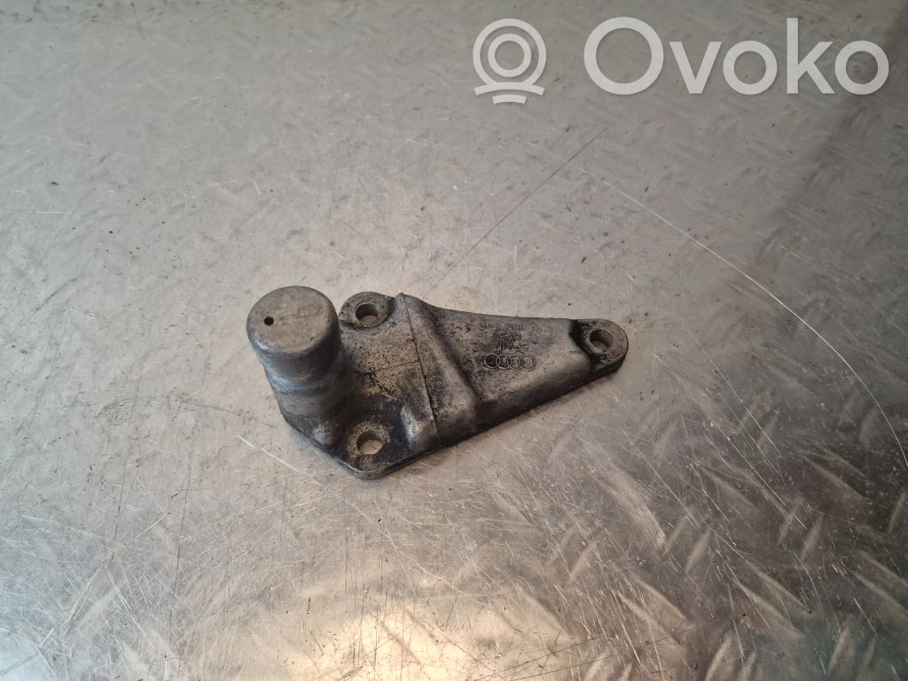 Engine mounting bracket   8D0199343J