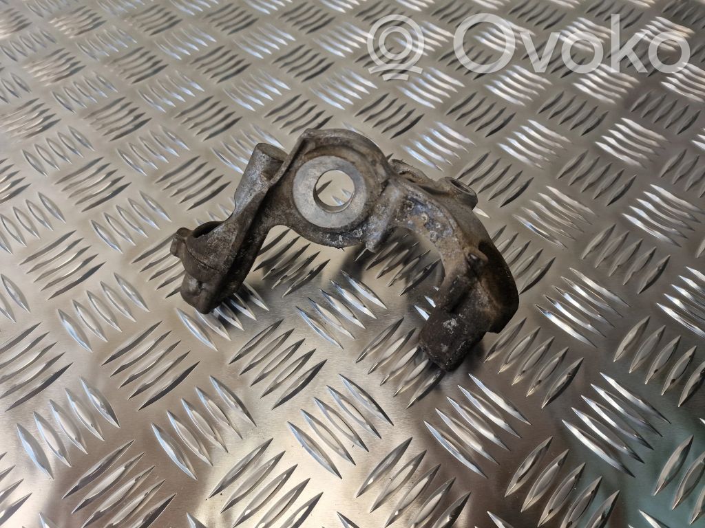 Audi A8 S8 D3 4E Gear shift cable bracket 