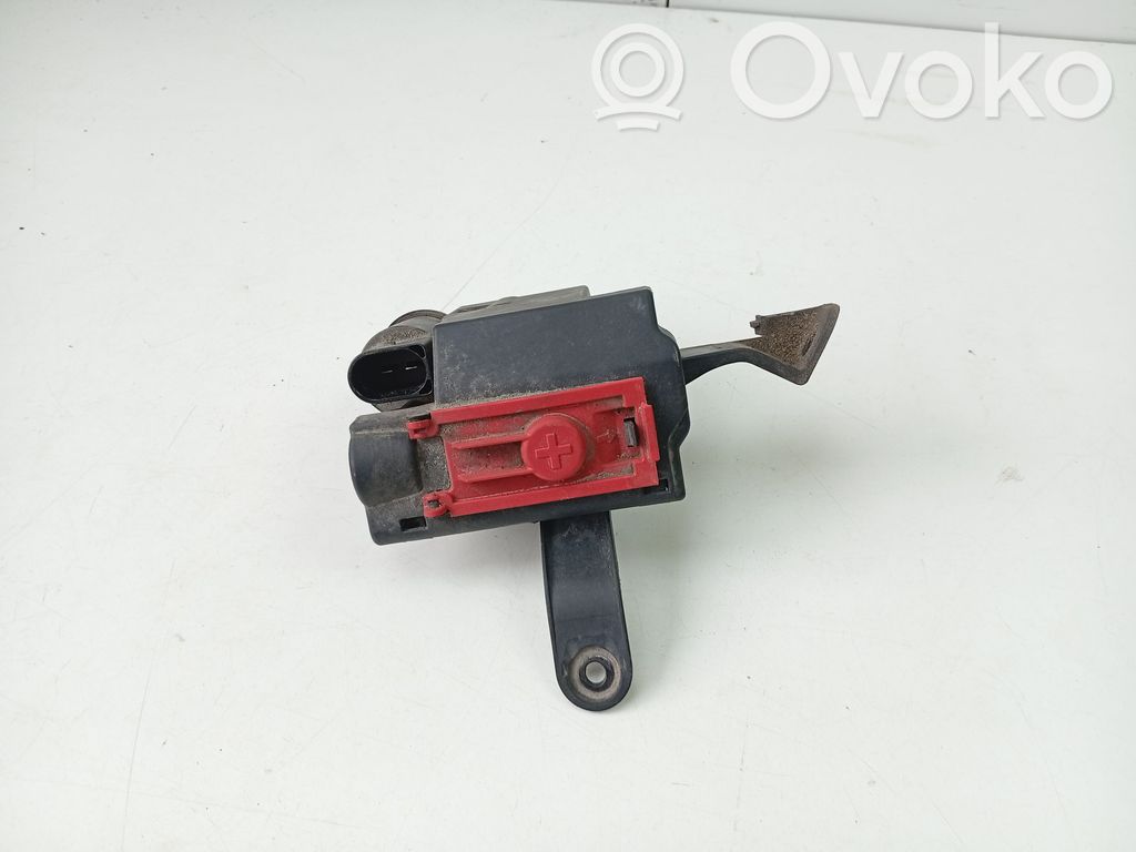 Audi A4 S4 B9 Current control relay 