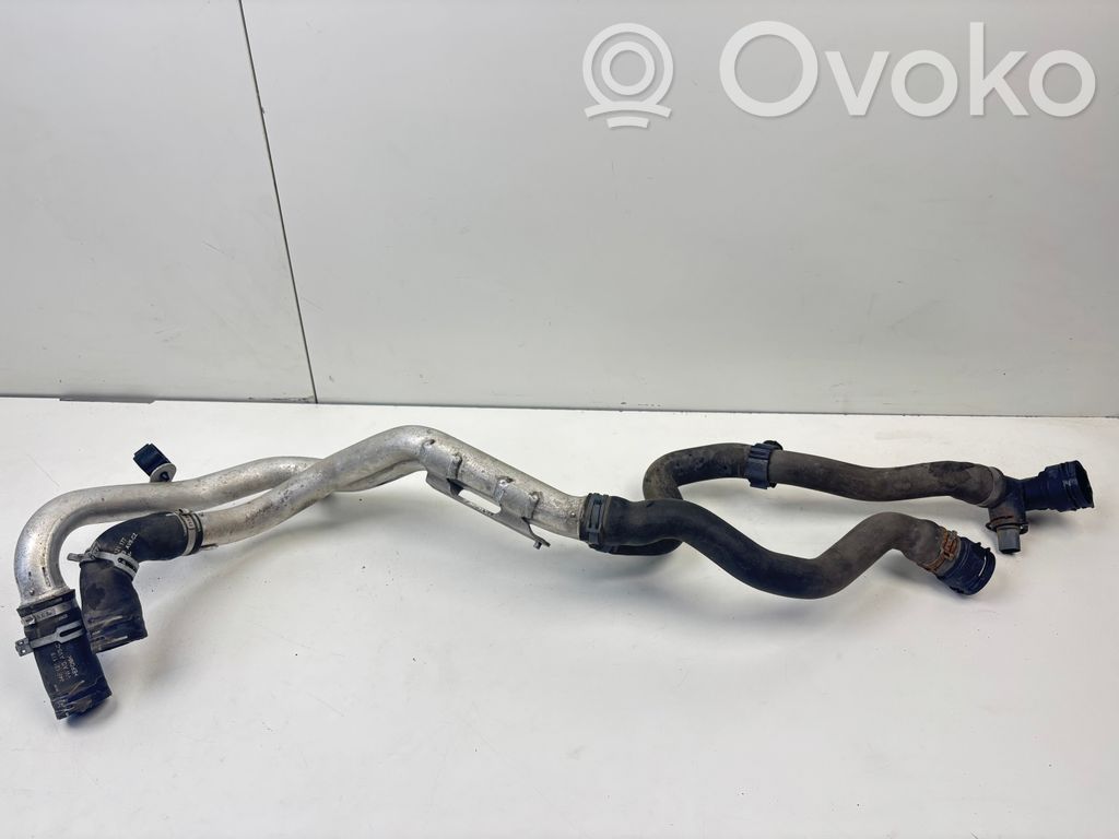 Audi A4 S4 B9 Engine coolant pipe/hose 