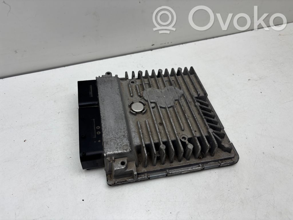 Volkswagen Caddy Engine control unit/module 