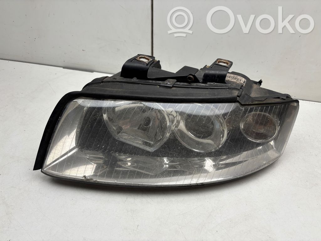 Audi A4 S4 B6 8E 8H Scheinwerfer 