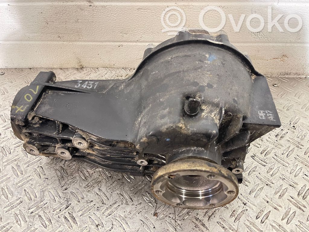 Audi A4 S4 B6 8E 8H Galinis reduktorius 