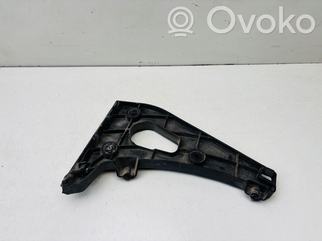Audi A1 Galinis laikiklis bamperio 