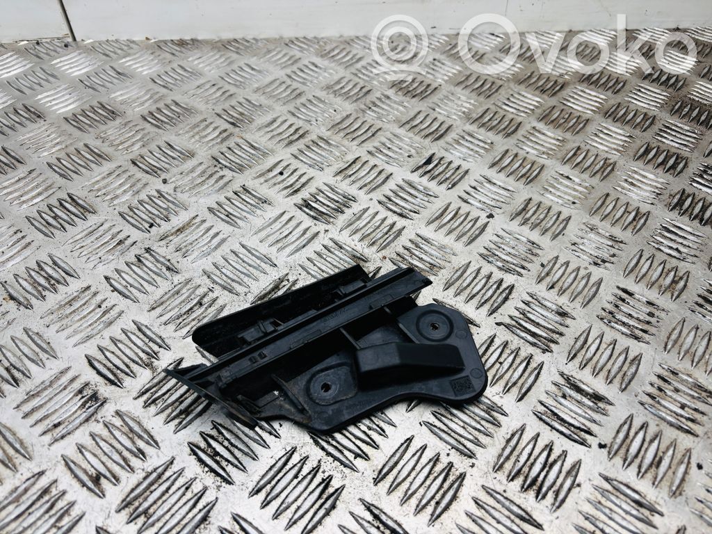 Volkswagen Golf Plus Soporte del parachoques delantero 