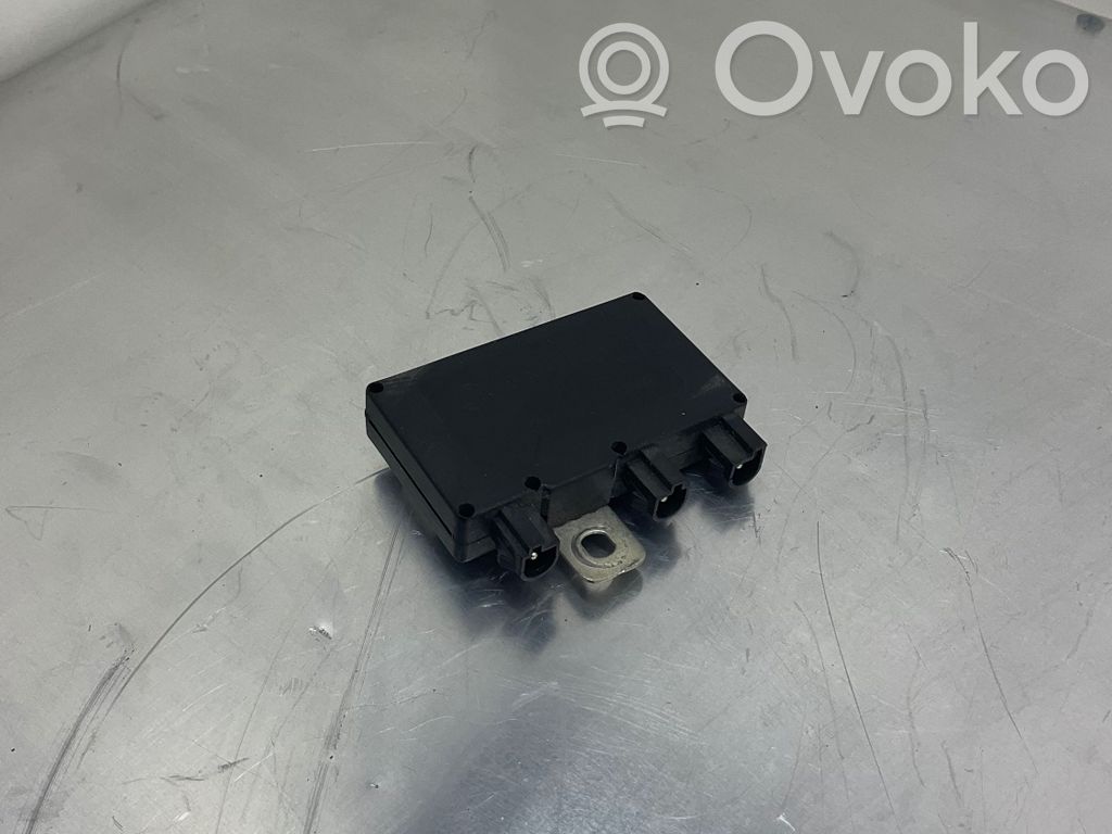 BMW 3 E46 Antenos valdymo blokas 