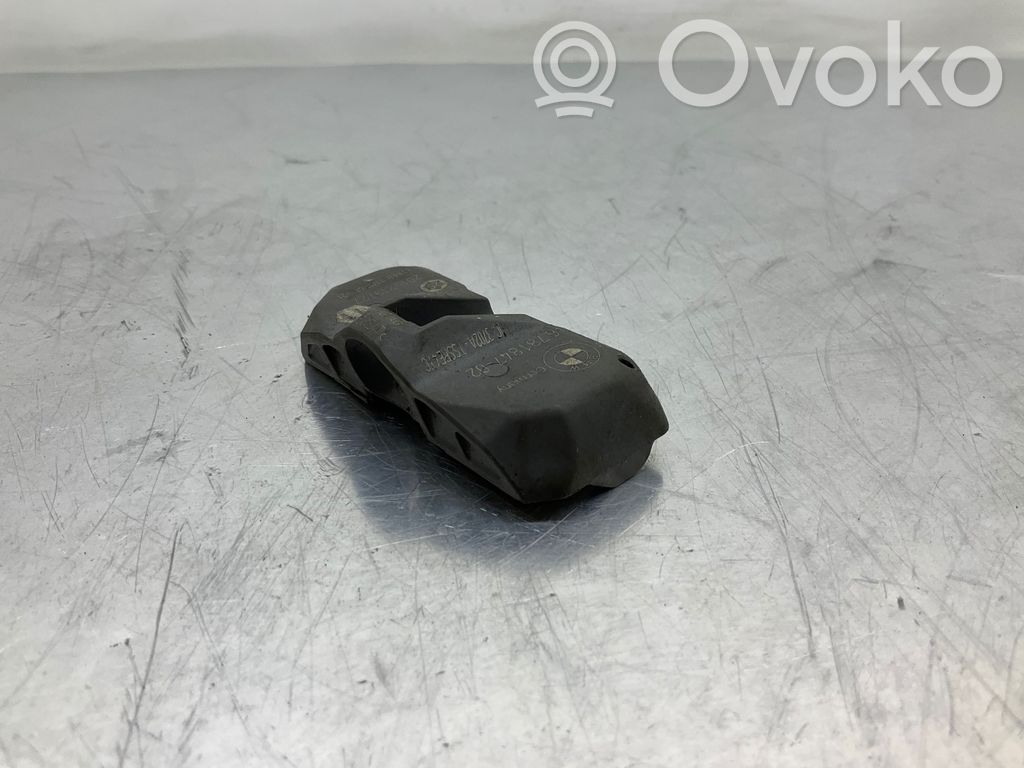 Tire pressure sensor   6781847,36106798872,36146752128,36236771034,4D0907275E