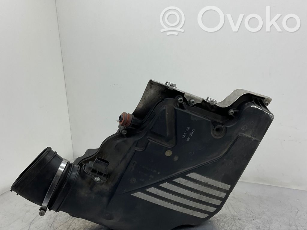 BMW 7 F01 F02 F03 F04 Air filter box 