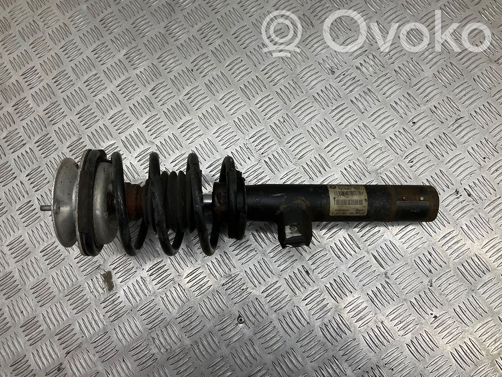 BMW 5 E60 E61 Priekšpusē amortizators ar atsperi 