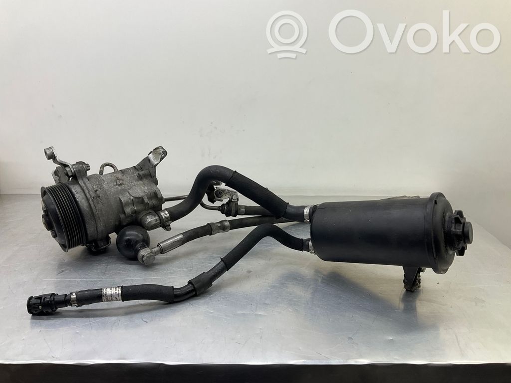 BMW 5 E60 E61 Stūres pastiprinātāja sūknis 