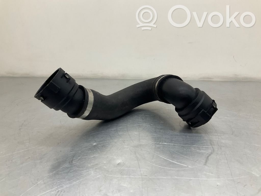 BMW 5 E60 E61 Engine coolant pipe/hose 