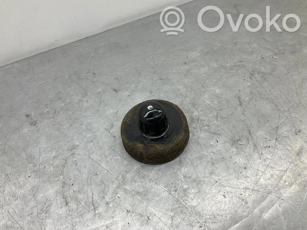 BMW 3 E92 E93 Coil spring/strut mount 