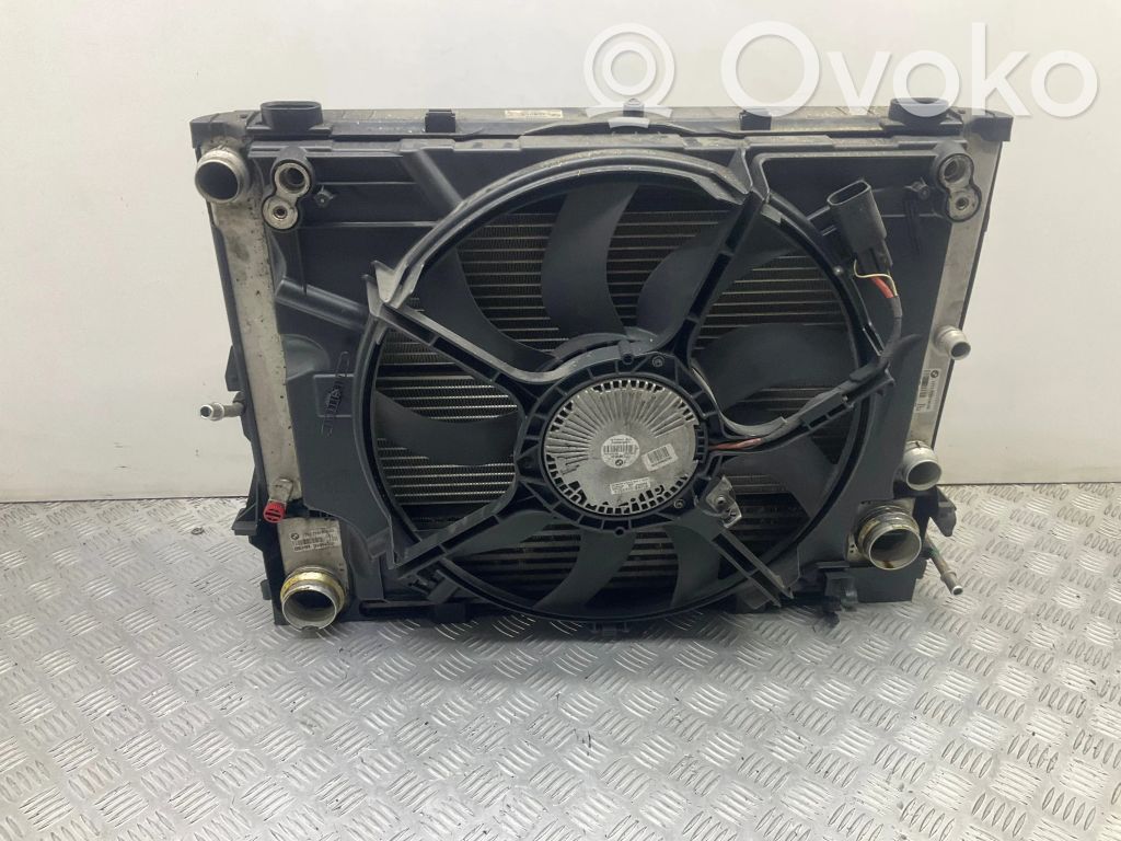 BMW 5 E60 E61 Radiatorių komplektas 
