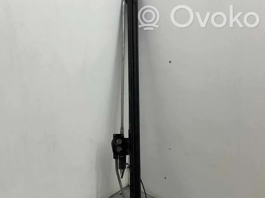 BMW 7 F01 F02 F03 F04 Roleta bagażnika 