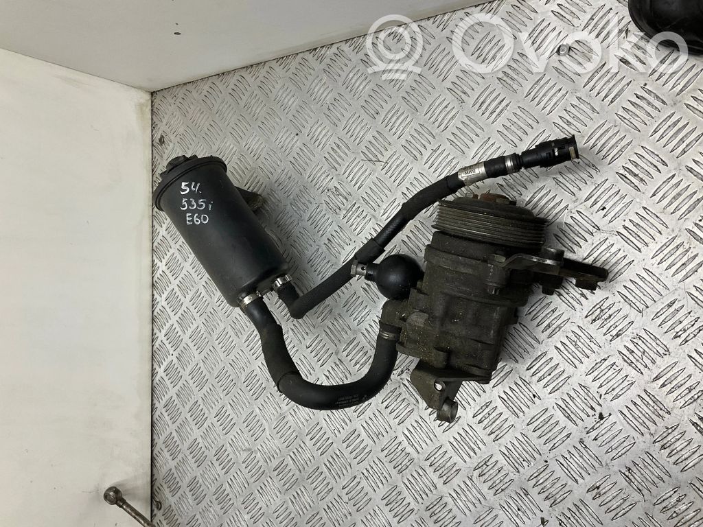 BMW 5 E60 E61 Stūres pastiprinātāja sūknis 