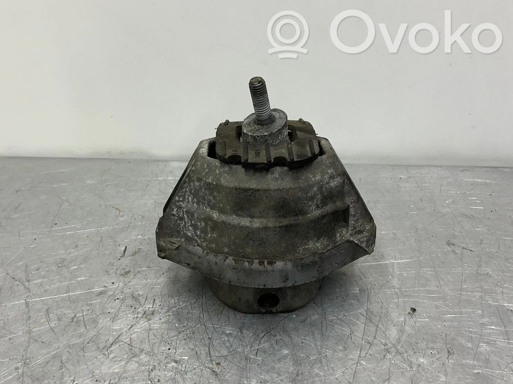 BMW 5 E60 E61 Engine mount bracket 