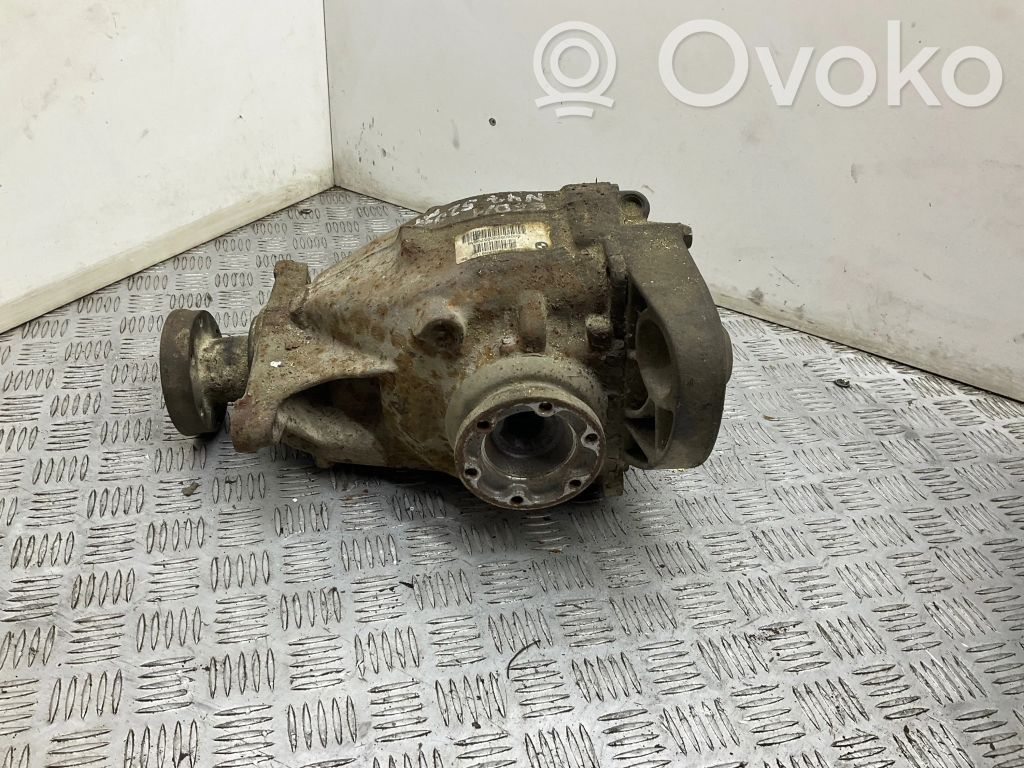 BMW 5 E60 E61 Galinis reduktorius 