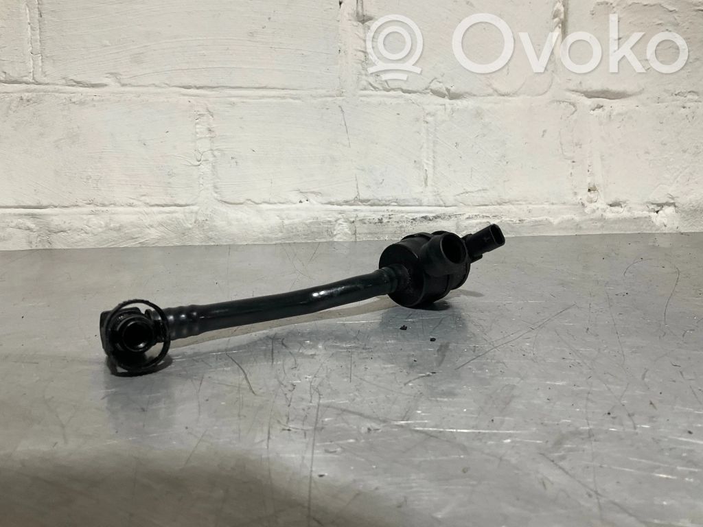 BMW 5 F10 F11 Breather/breather pipe/hose 