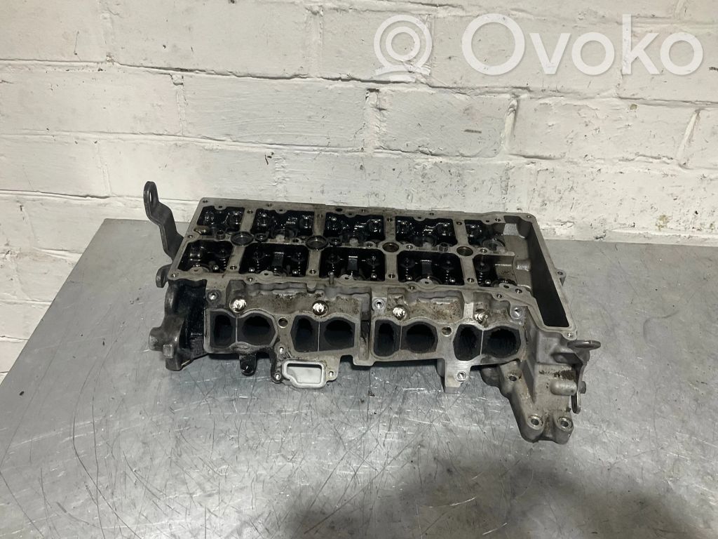 BMW 5 F10 F11 Engine head 