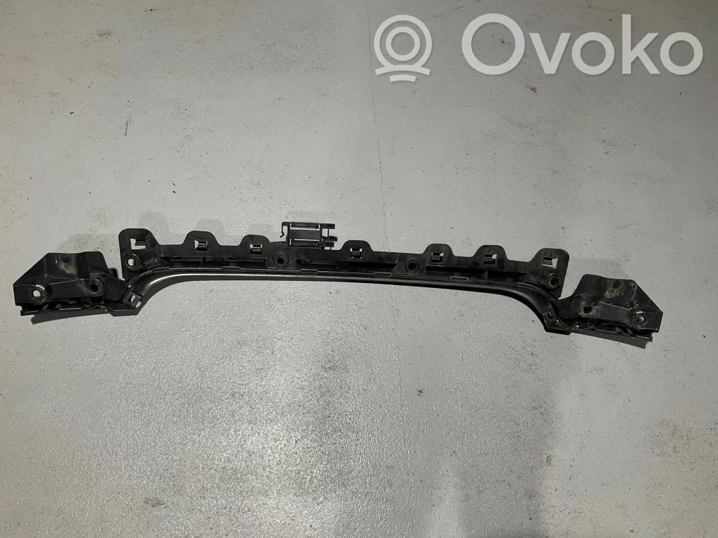 Rear bumper mounting bracket   7128247,E92158577