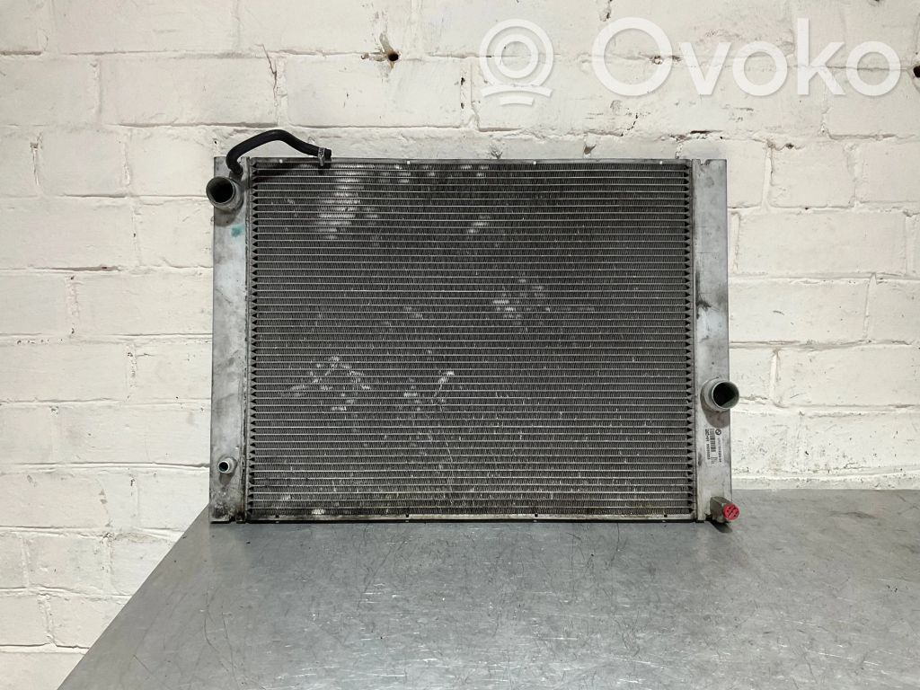 BMW 5 E60 E61 Coolant radiator 