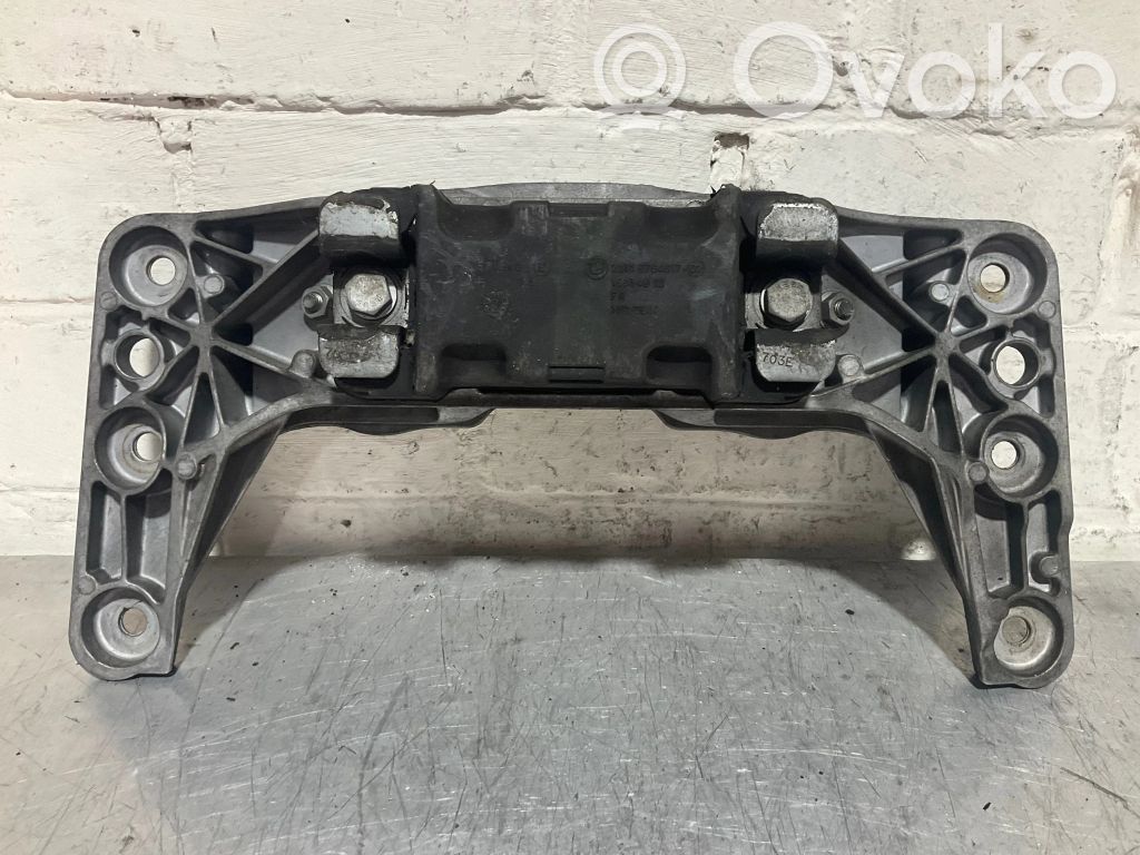 BMW 5 E60 E61 Gearbox mounting bracket 