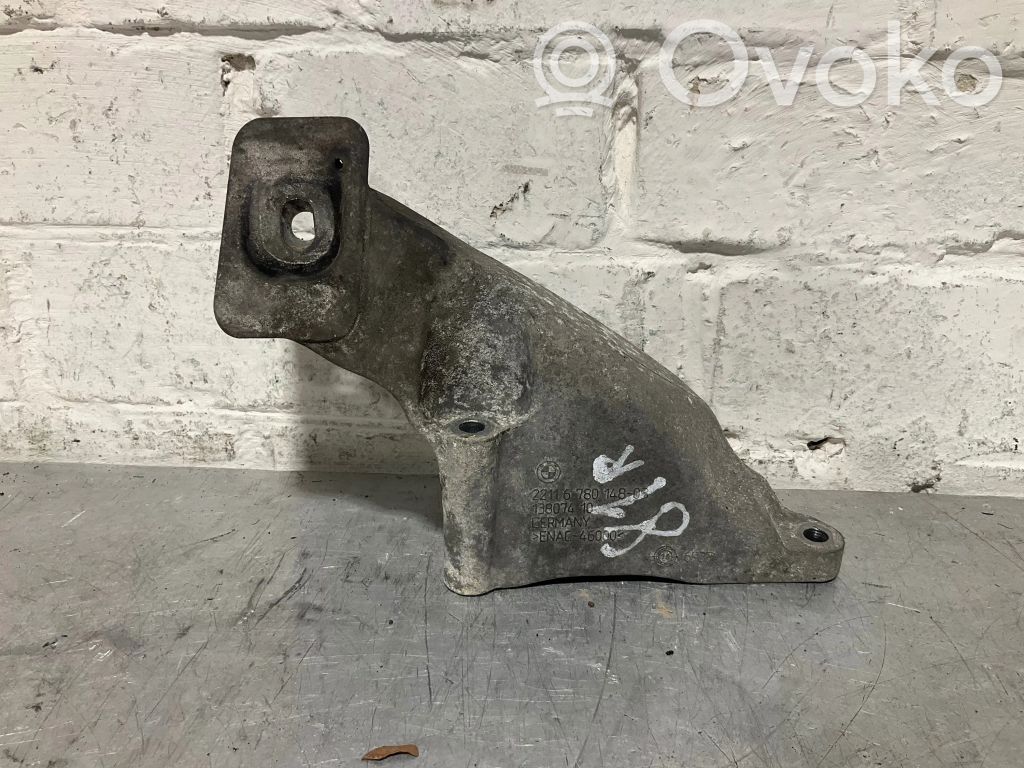 BMW X5 E70 Engine mounting bracket 