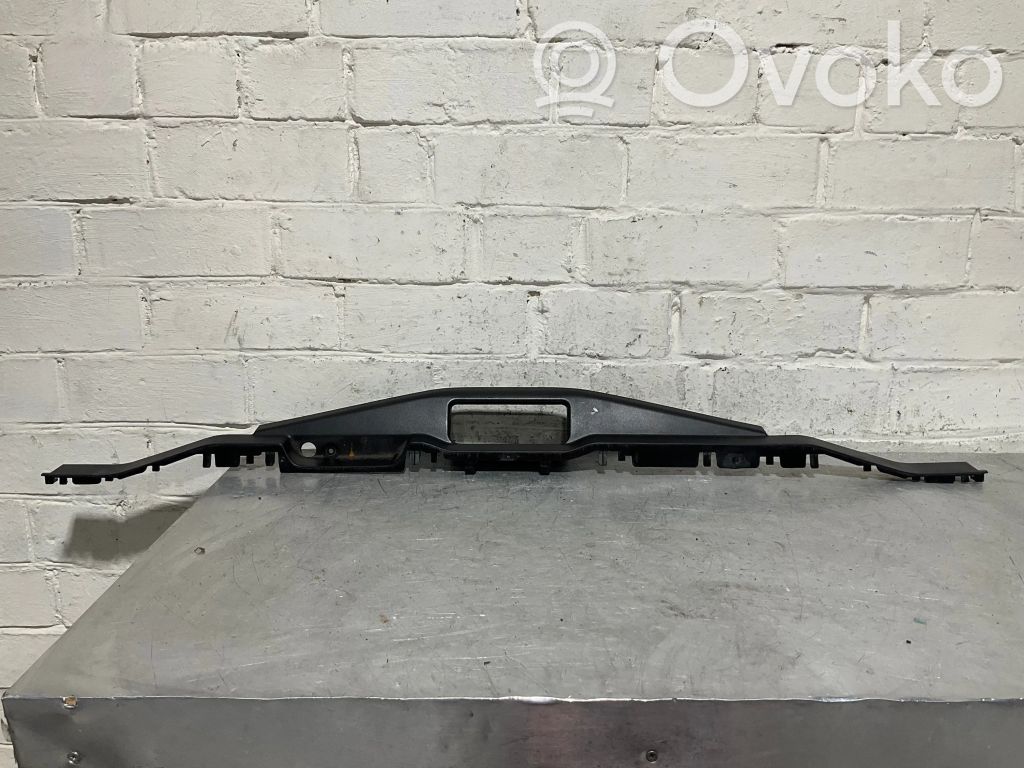 BMW X5 E70 Tailgate trim 