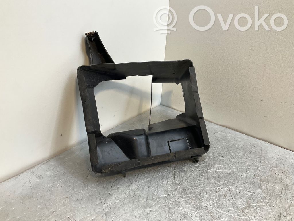BMW 5 F10 F11 Wlot / Kanał powietrza intercoolera 
