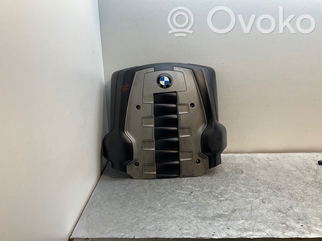 BMW 5 E60 E61 Variklio dangtis (apdaila) 