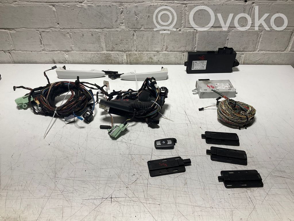 BMW 3 E92 E93 Keyless (KESSY) go control unit/module 