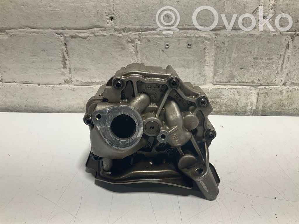BMW 5 F10 F11 Oil pump 