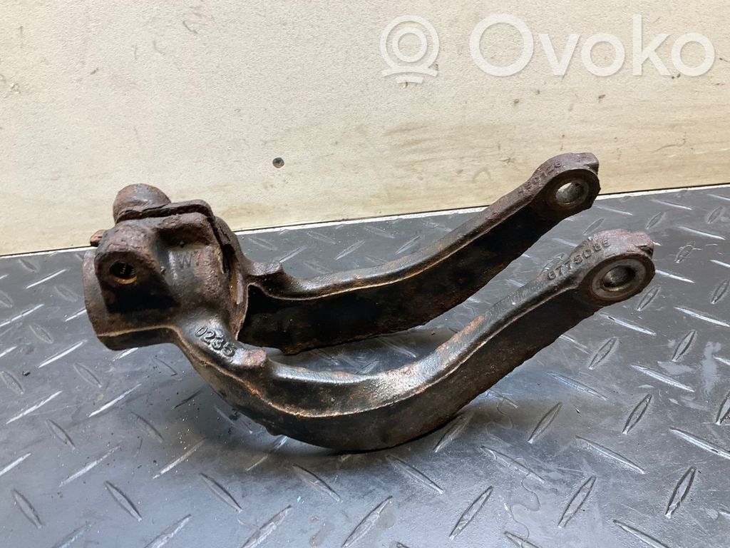 BMW X5 E70 Lower shock absorber bracket 
