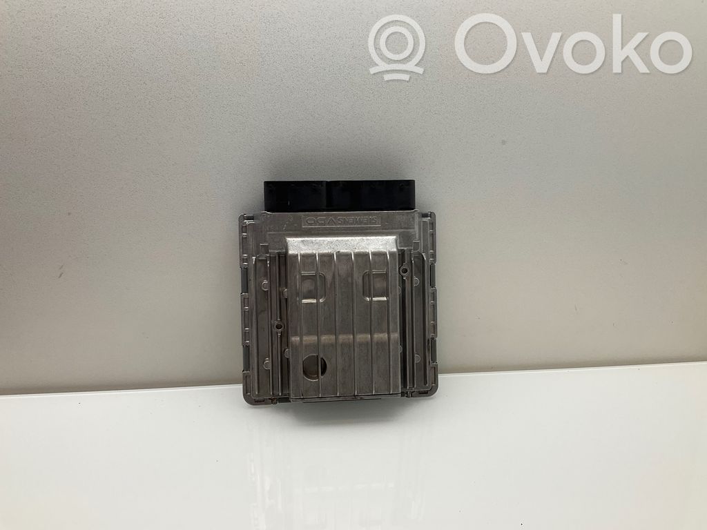 BMW 5 E60 E61 Moottorin ohjainlaite/moduuli 
