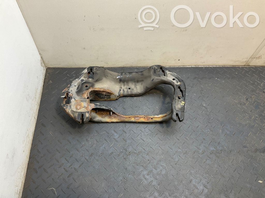 BMW X5 E70 Gearbox mounting bracket 