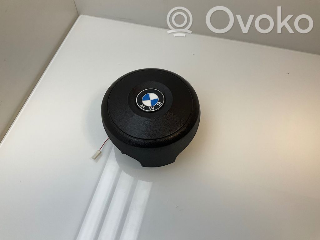 BMW 5 E60 E61 Vairo oro pagalvė 