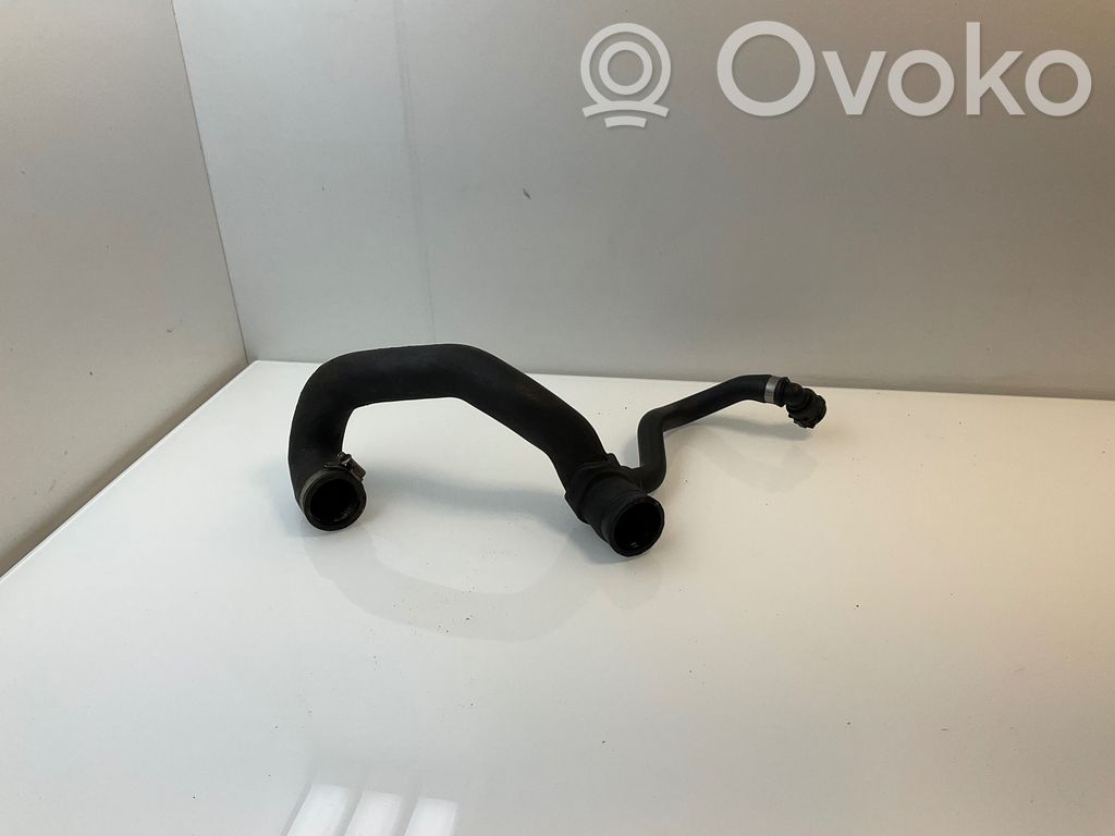 BMW 3 F30 F35 F31 Conductă/furtun lichid de răcire motor 