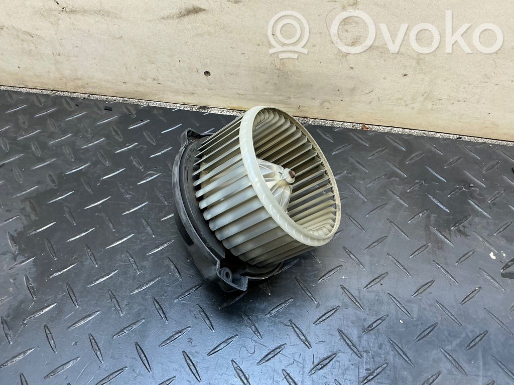 BMW Z4 E85 E86 Lämmittimen puhallin 
