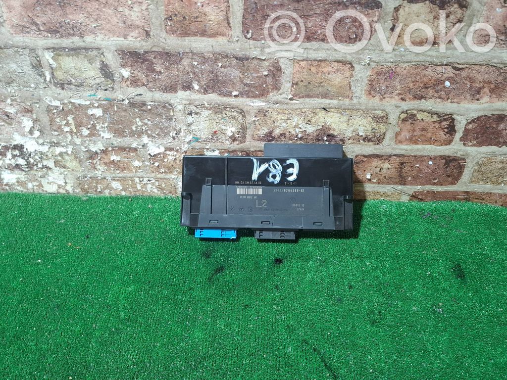 BMW 1 E81 E87 Central body control module 