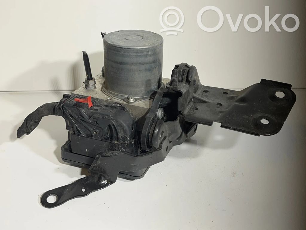 Volkswagen Polo VI ABS Pump 