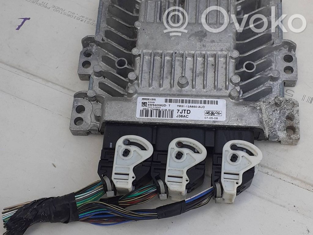Engine control unit/module ECU   7M5112A650AUD,5WS40582DT