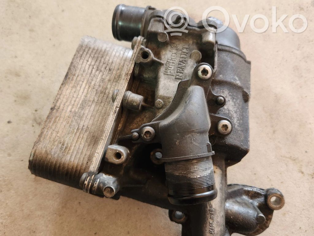 Nissan Qashqai Eļļas filtra turētājs / dzesētājs 