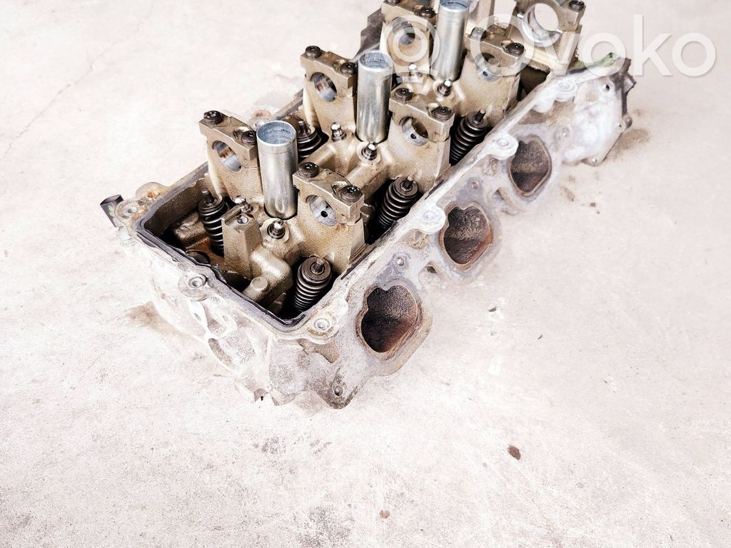 Engine head   05184445AI