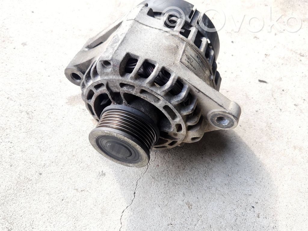 Opel Zafira B Generator/alternator 