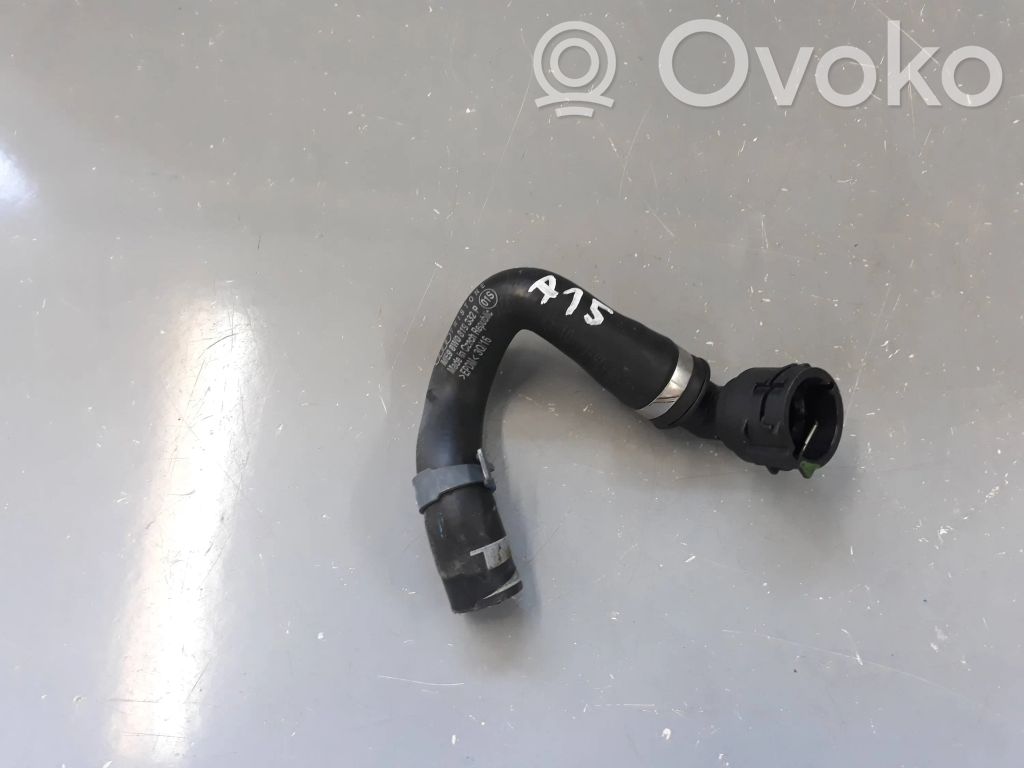Audi A4 S4 B9 Tubo flessibile del liquido di raffreddamento del motore 
