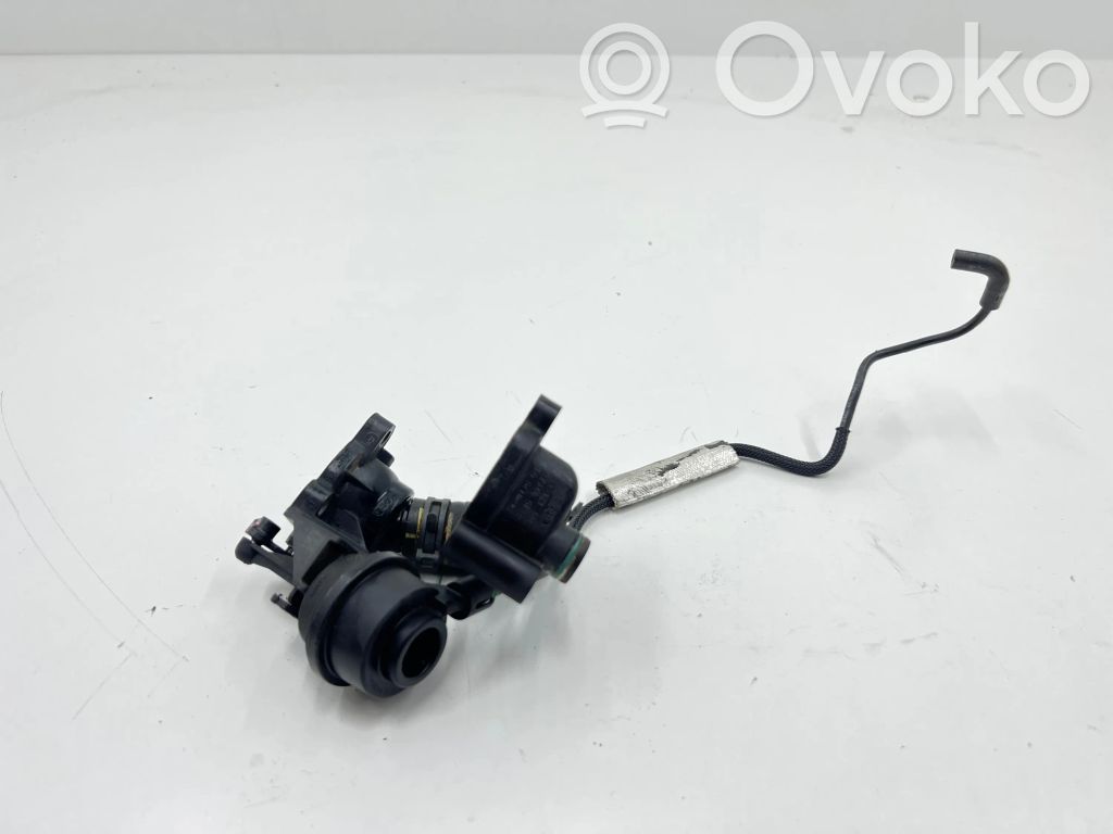 Audi A7 S7 4G Engine coolant pipe/hose 