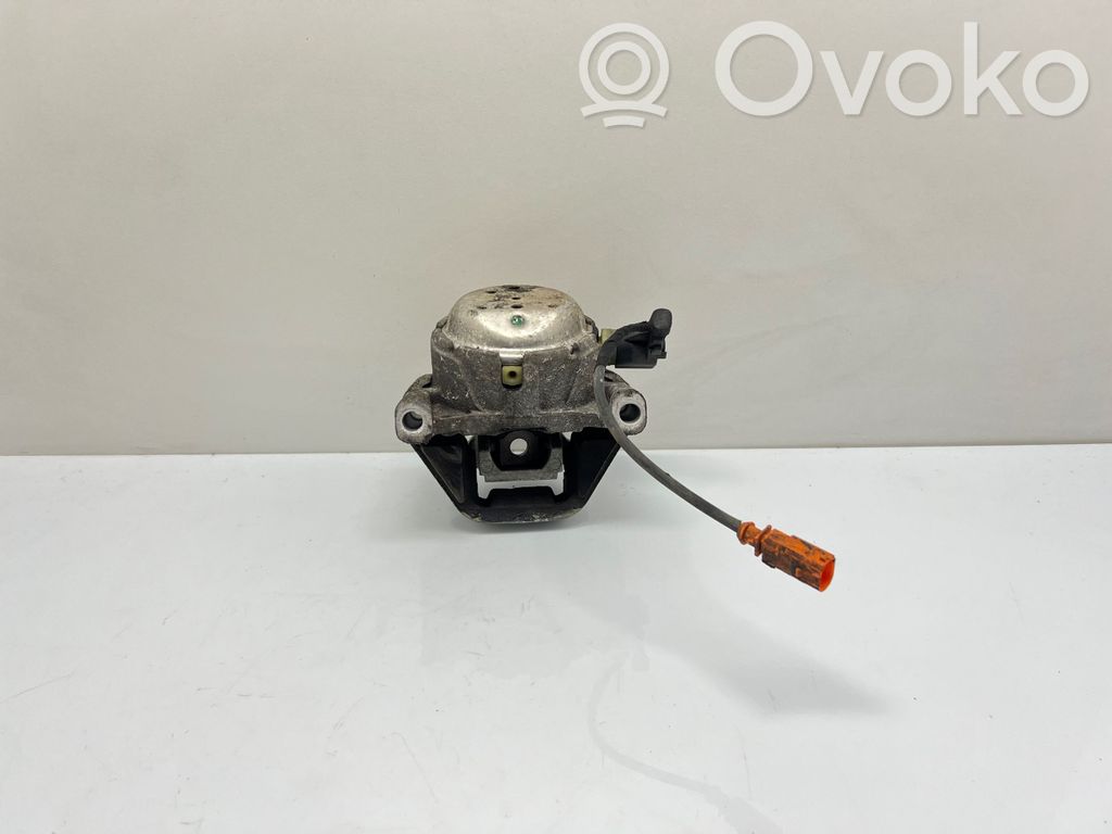Audi A6 S6 C7 4G Engine mount bracket 