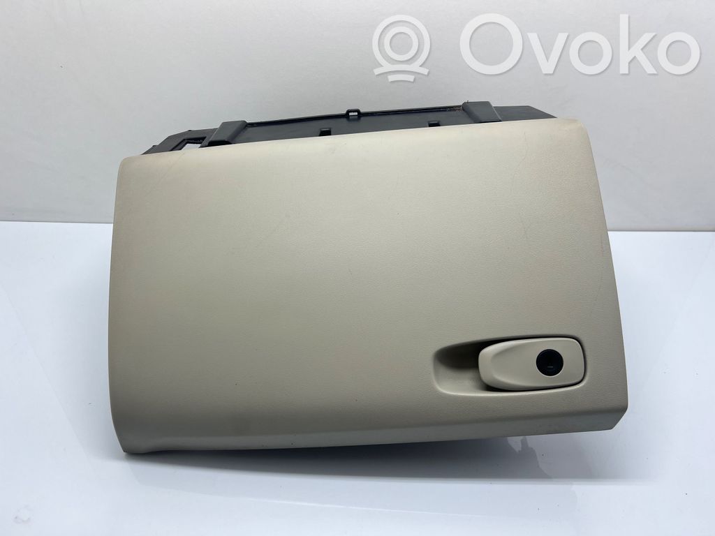 Volvo V40 Guantera 