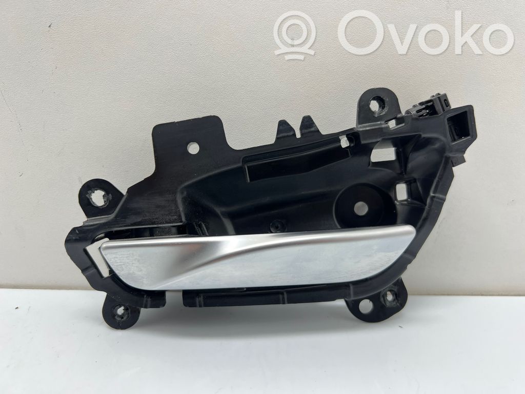 BMW 2 F22 F23 Manecilla interna puerta delantera 