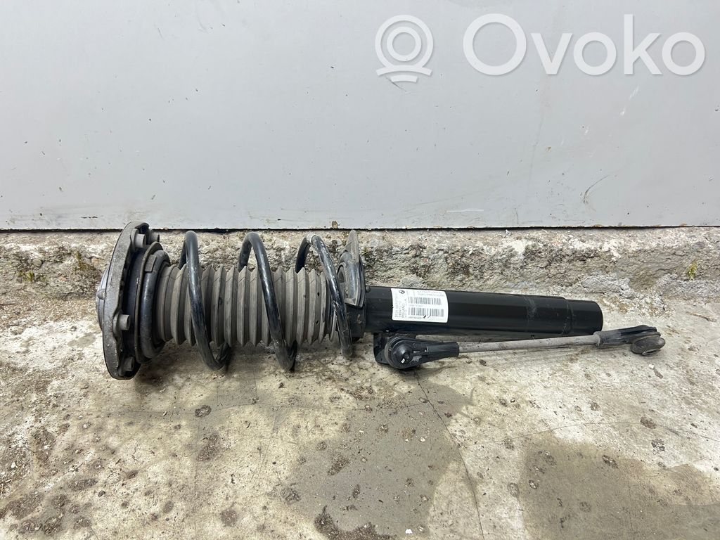 BMW 2 F22 F23 Amortyzator osi przedniej ze sprężyną 